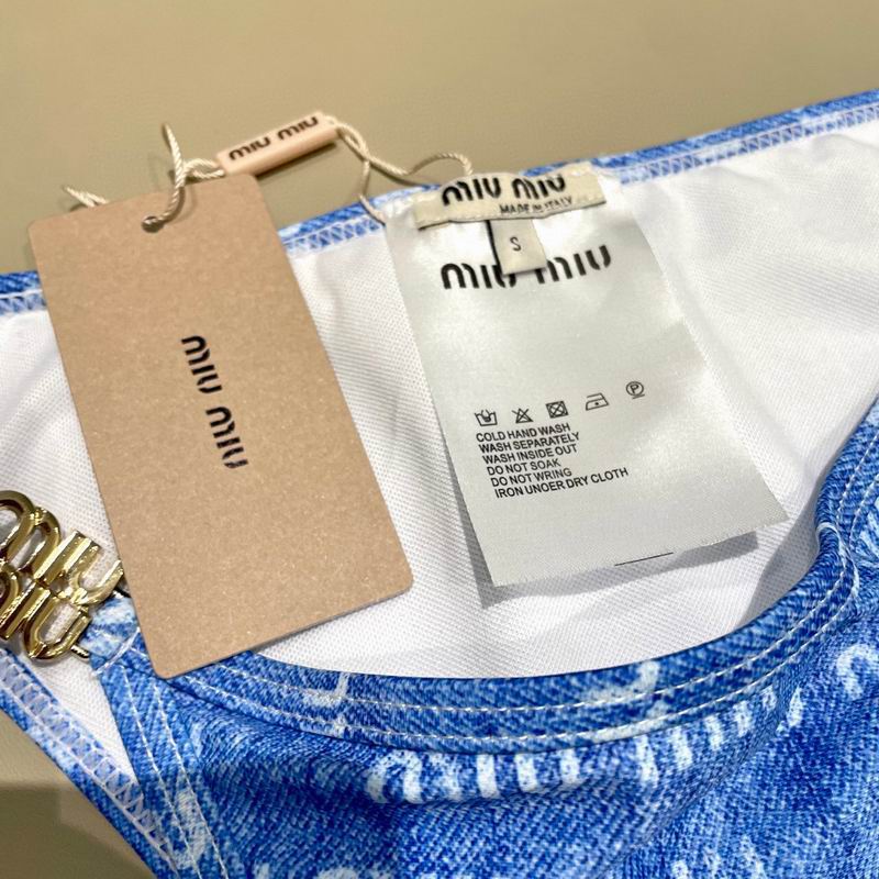 MiuMiu S-XL 22 (15)